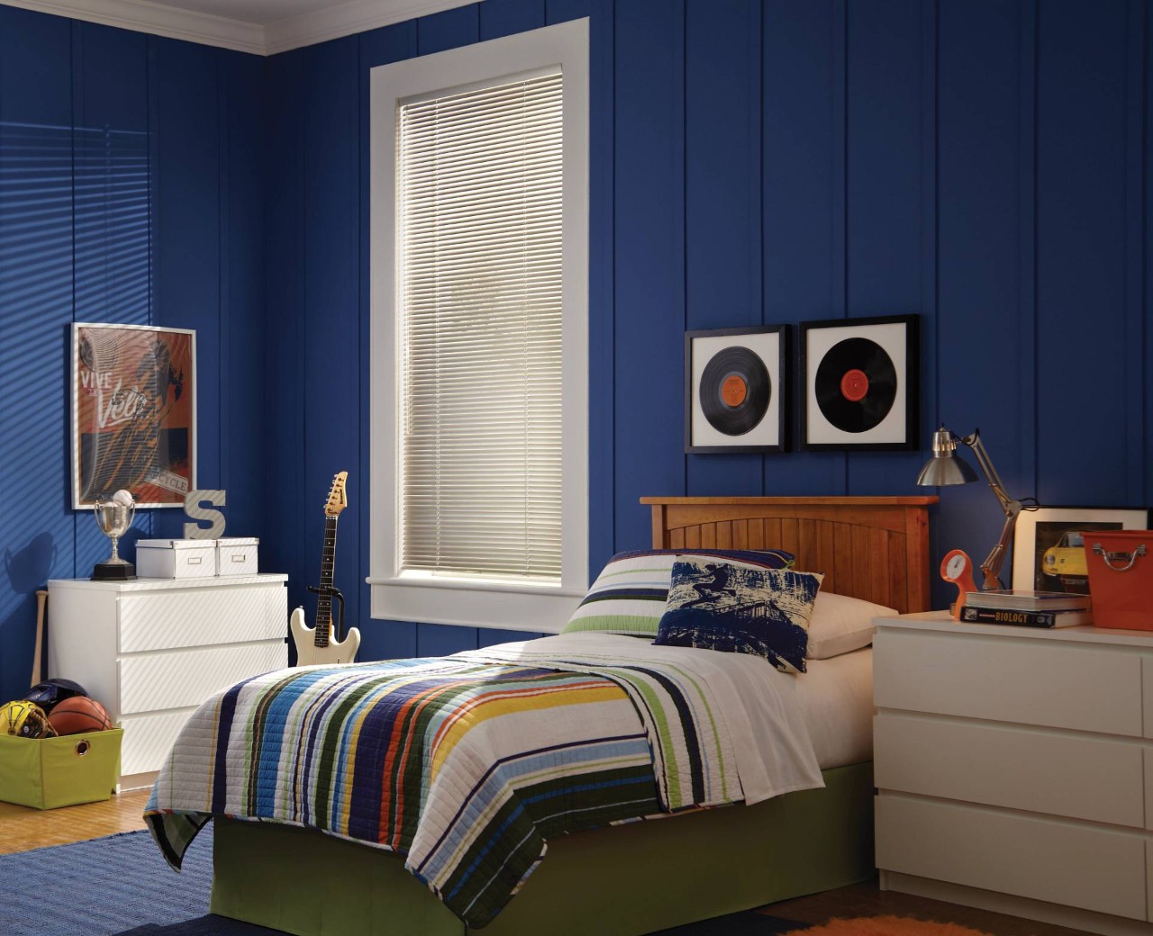 Hunter Douglas Modern Precious Metals® Mini Blinds near Santa Fe, New Mexico (NM)